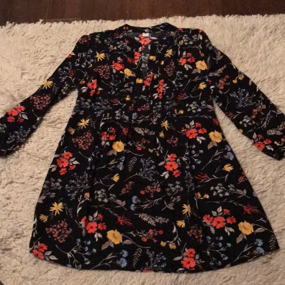 Adorable tunic style dress